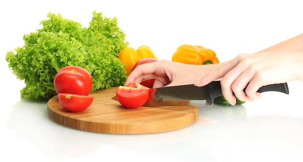 Ręce przygotowujące posiłek